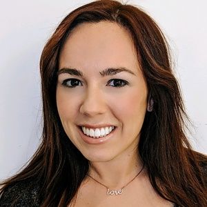 Meet your Posher, Candace